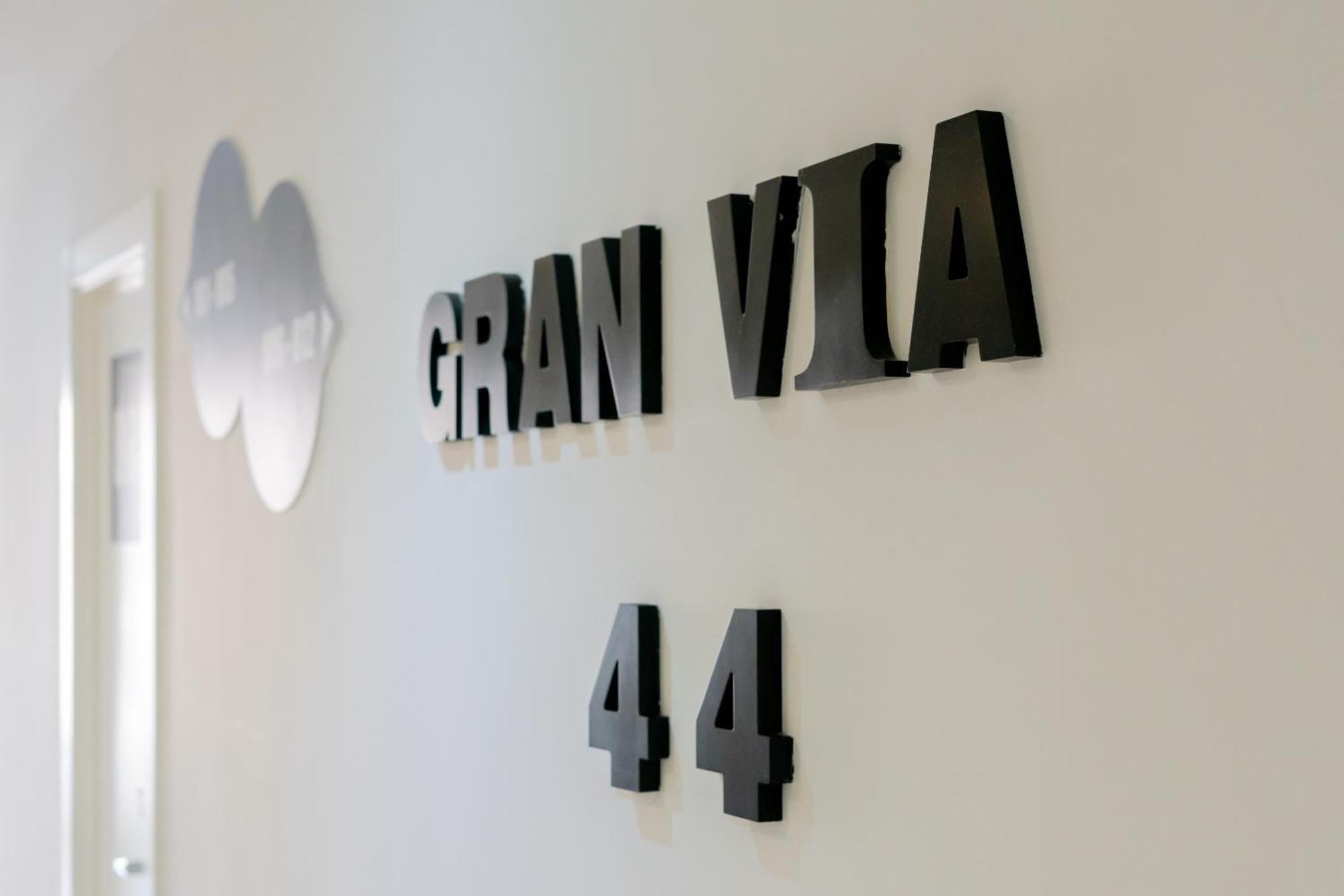 Hostal Gran Via 44 — Photos 1